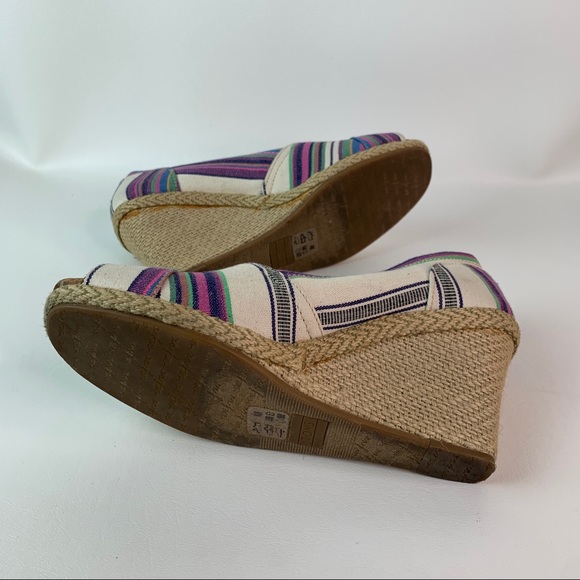 TOMS Canvas Striped Peed Toe Espadrille Wedge 8 - Picture 7 of 8